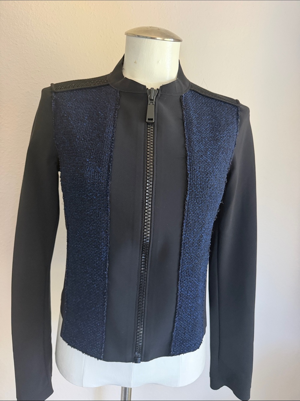 Elie Tahari Women's Navy & Black Zip-Front Jacket Sz XS